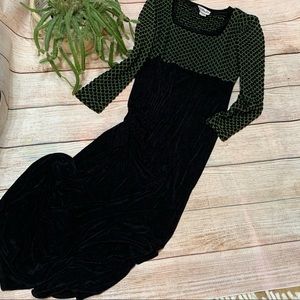 Vintage 90’s black /green slinky maxi dress 8